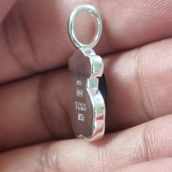 Tous Sterling Silver Medium Onyx Bear Pendant 15mm - Picture 4 of 7